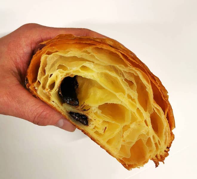 PAIN AU CHOCOLATS